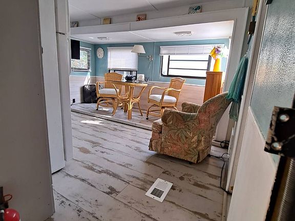 5th image of 3701 Baynard Dr #I-10