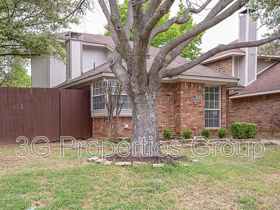 3rd image of 755 Burr Oak Dr