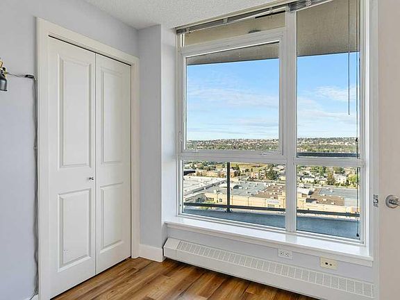 5th image of 77 W Spruce Pl SW #1804
