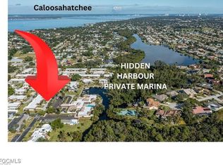 5705 Harbour Club Rd, Fort Myers, FL 33919