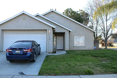 1595 Ronnie Ct Photo 1