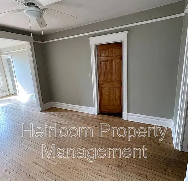 2617 W 3rd St #2 — Photo 6