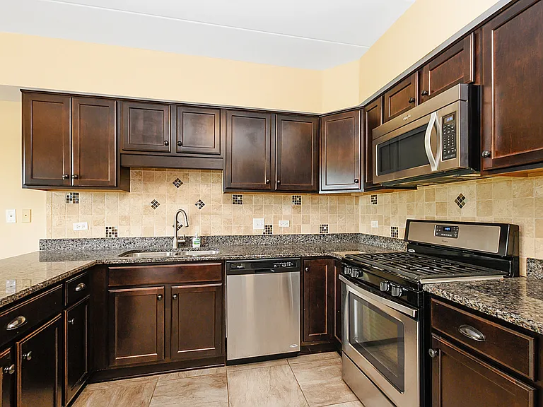 14130 Sheffield Dr #102 — Photo 6