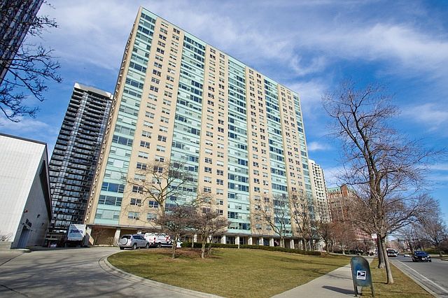 1st image of 3180 N Lake Shore Dr APT 9D