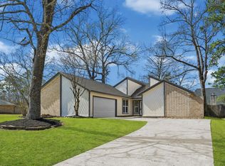 3203 Falling Brook Dr, Kingwood, TX 77345