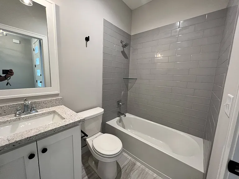 19253 W 110th Ter — Photo 5