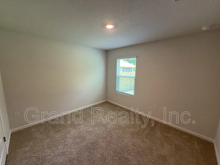 5431 Peach Dr — Photo 16