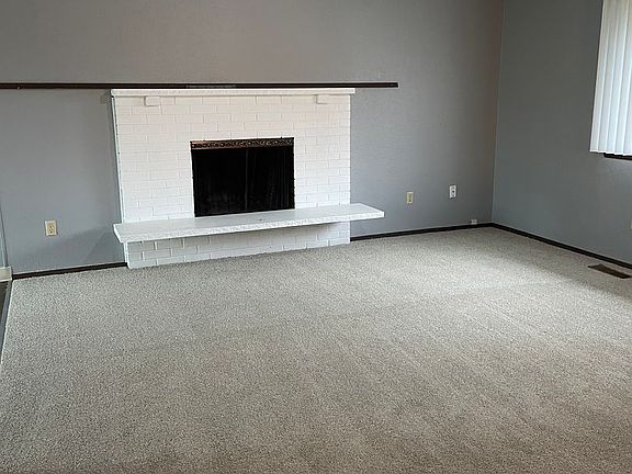 2nd image of 14917 21st Avenue Ct E