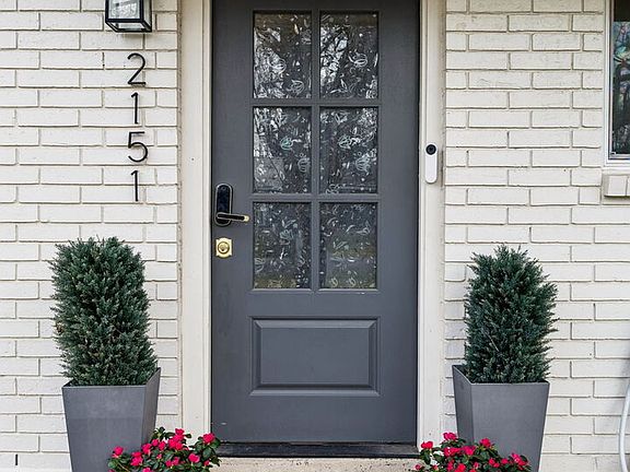 3rd image of 2151 Gruene