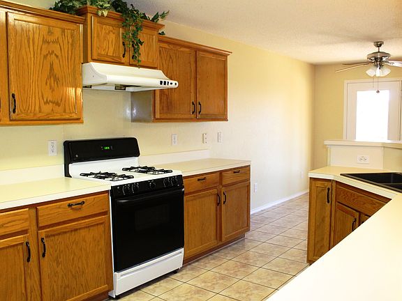 5th image of 123 Maywood Dr