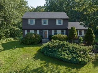 4 Hackmatack Dr, Scarborough, ME 04074