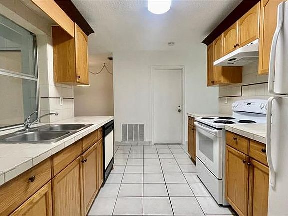 2nd image of 7109 NW 71st St