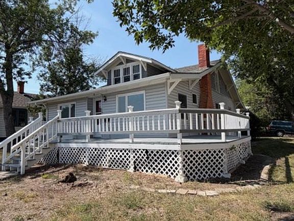 2nd image of 205 6th Ave S