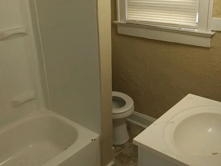 3820 Indiana Ave — Photo 6