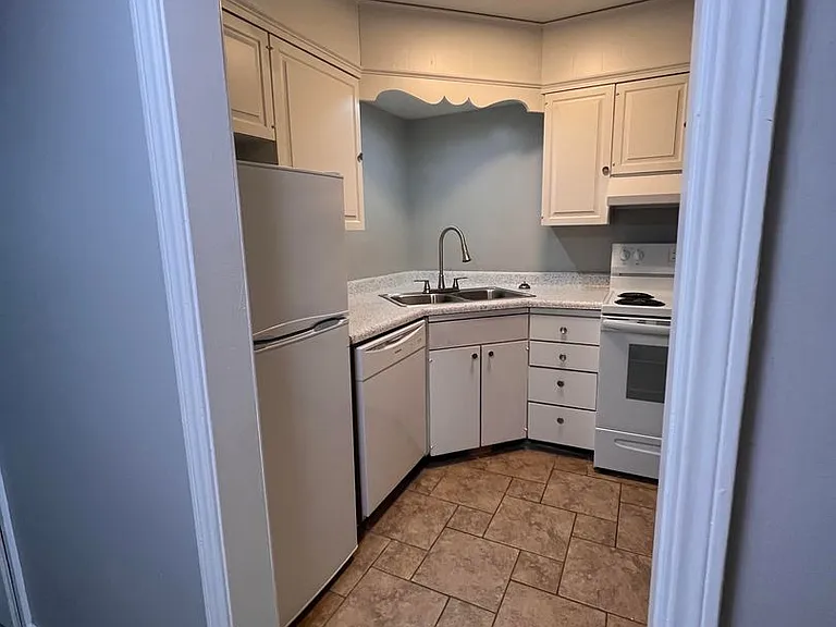 Woodward Park Apartments — Photo 5