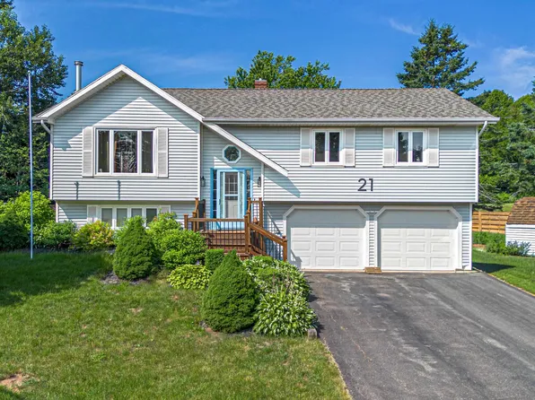 21 Sobey Dr, Cornwall, PE C0A 1H0