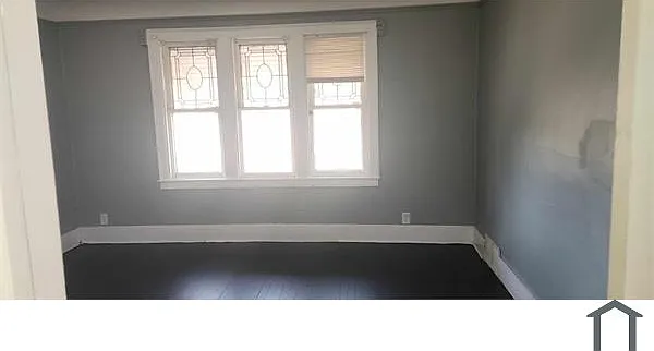 3992 Beaconsfield St #2 — Photo 11