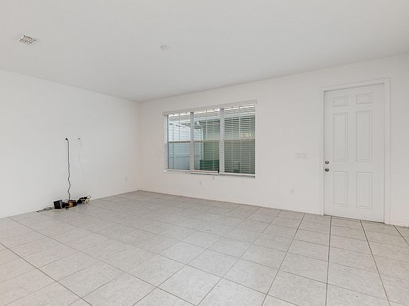 3rd image of 7718 Bowery Dr