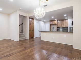 20424 Paseo Azul, Northridge, CA 91326