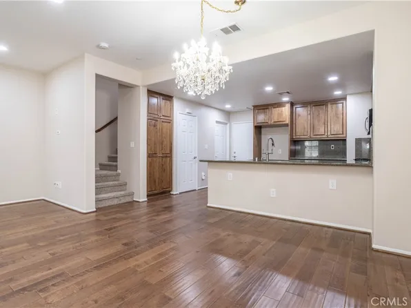 20424 Paseo Azul, Northridge, CA 91326