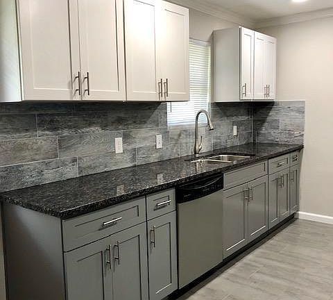 4th image of 5941 Waits Ave