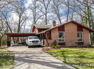 1524 Southlawn Dr SW, Wyoming, MI