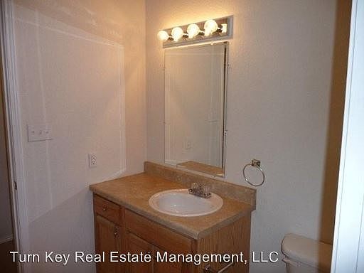 5th image of 129 Collett Ct