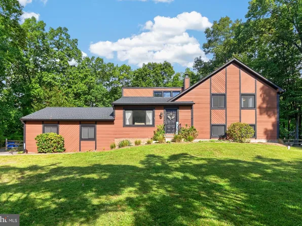1 Bunker Ct, Grasonville, MD 21638