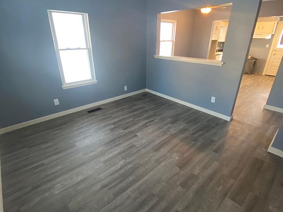 2nd image of 2904 W Seibold St