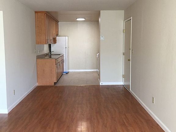2nd image of 416 88th St Unit 5
