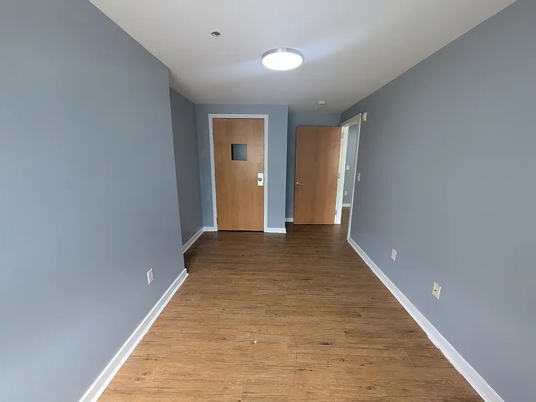60 Coleman St #2L — Photo 8