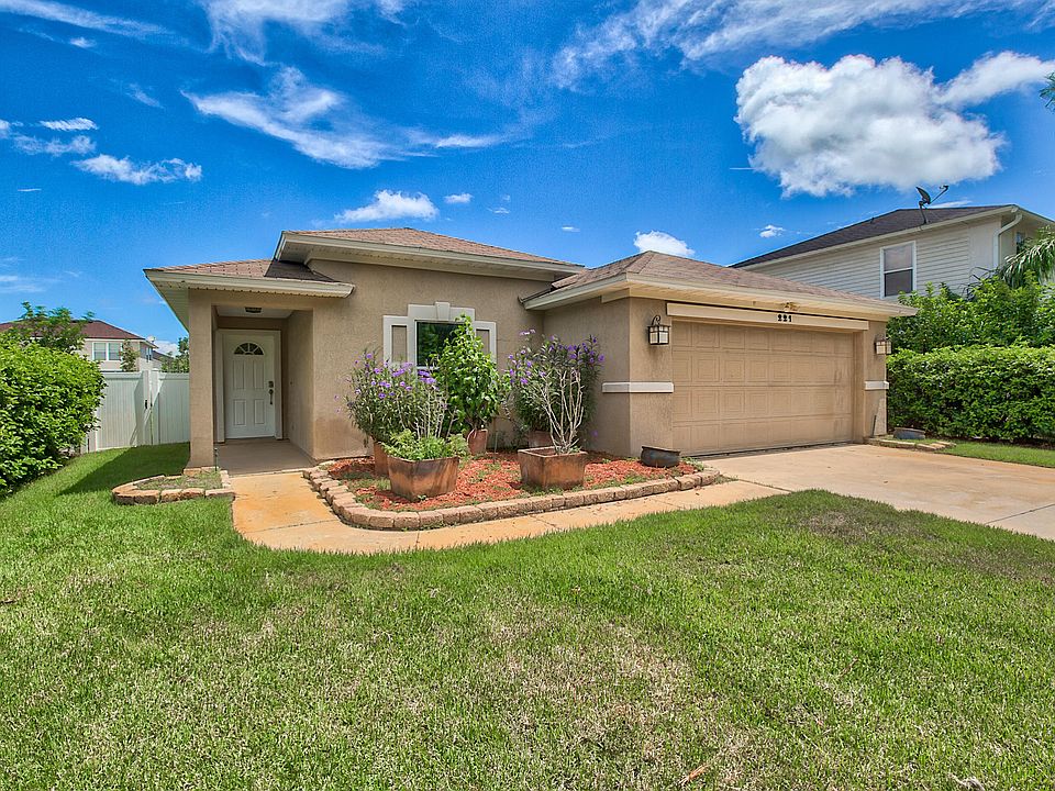 1st image of 221 Cezanne Cir