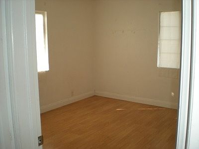 3rd image of 1468 Lagoon Ave