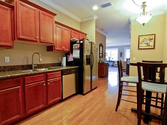 4th image of 603 S Gomez Ave Unit 4