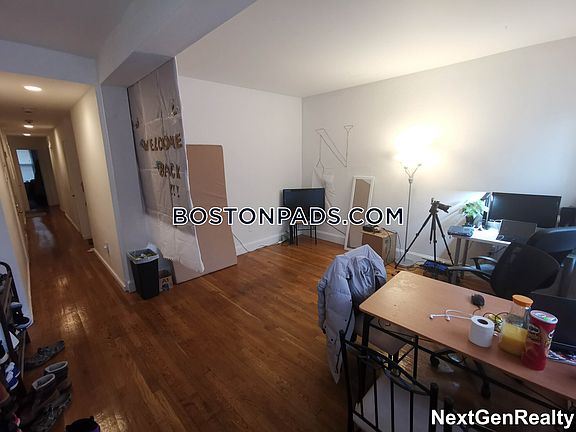 4th image of 772-774 Columbus Ave #2