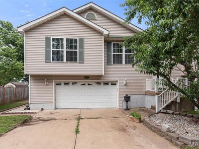605 De Merville Ave, Saint Louis, MO, 63125