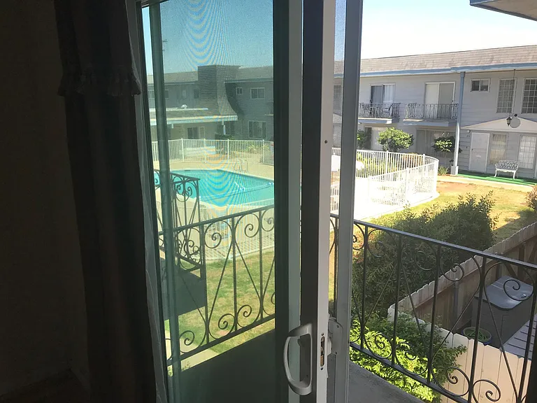 139 4th Ave #2 — Photo 9