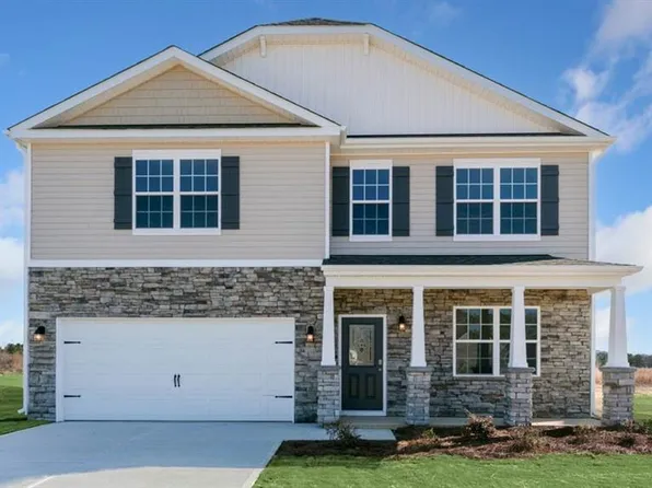 2740 Luxborough Ln, Mebane, NC 27302