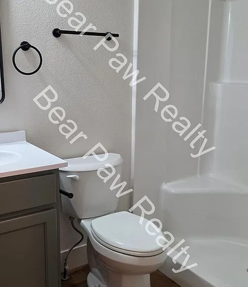 1026 Center Dr — Photo 22