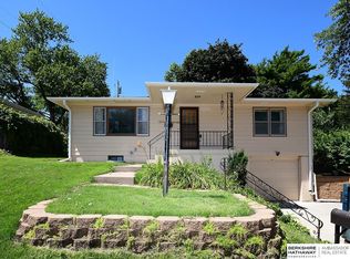 3056 S 46th Ave, Omaha, NE 68106