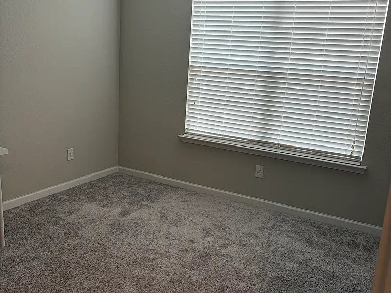6026 Newington Pl — Photo 10