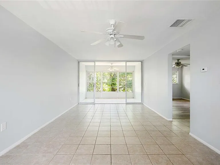 1433 S Belcher Rd #G16 — Photo 5