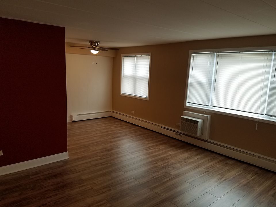 2nd image of 6161 N Hoyne Ave APT 505