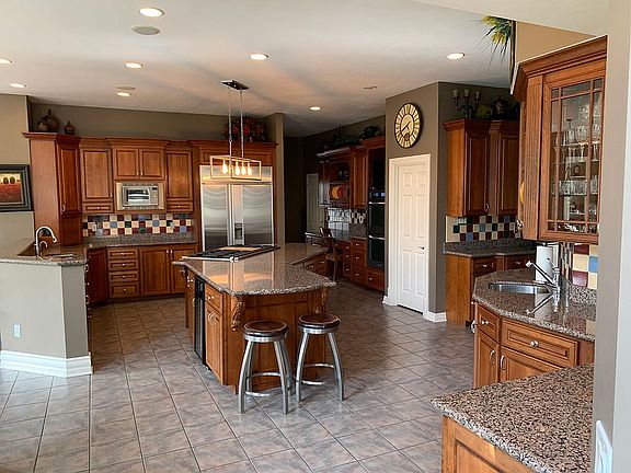 Gourmet Kitchen