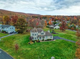 2 Sequoia Trl, Highland Mills, NY 10930