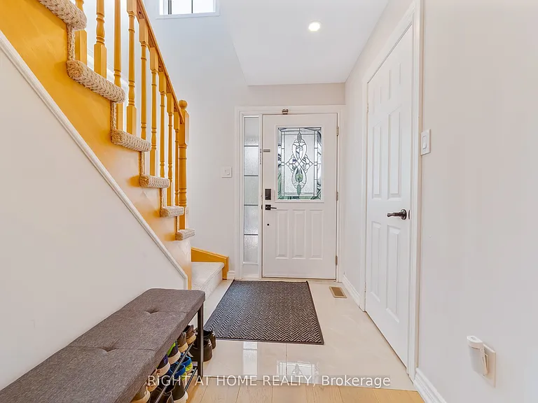 1300 Ravencliffe Ct — Photo 25