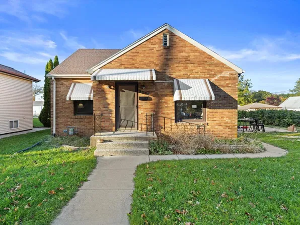 3734 E Grange AVENUE, Cudahy, WI 53110