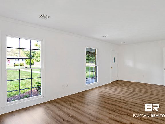 4th image of 505 W 7th St