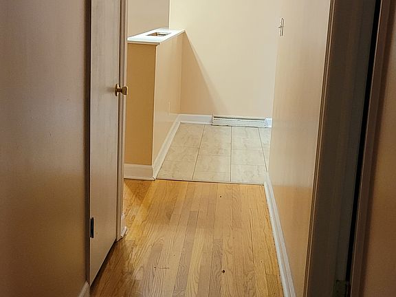 3rd image of 3778 Norway Ave NW