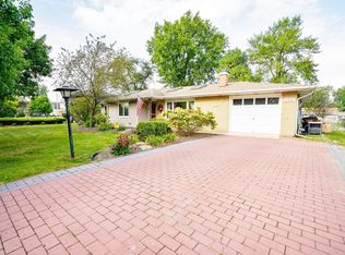 19824 Greenview Ave, Mokena, IL 60448